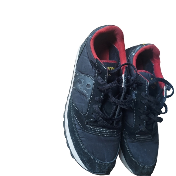 9 Saucony black mens sneaker - Picture 4 of 7